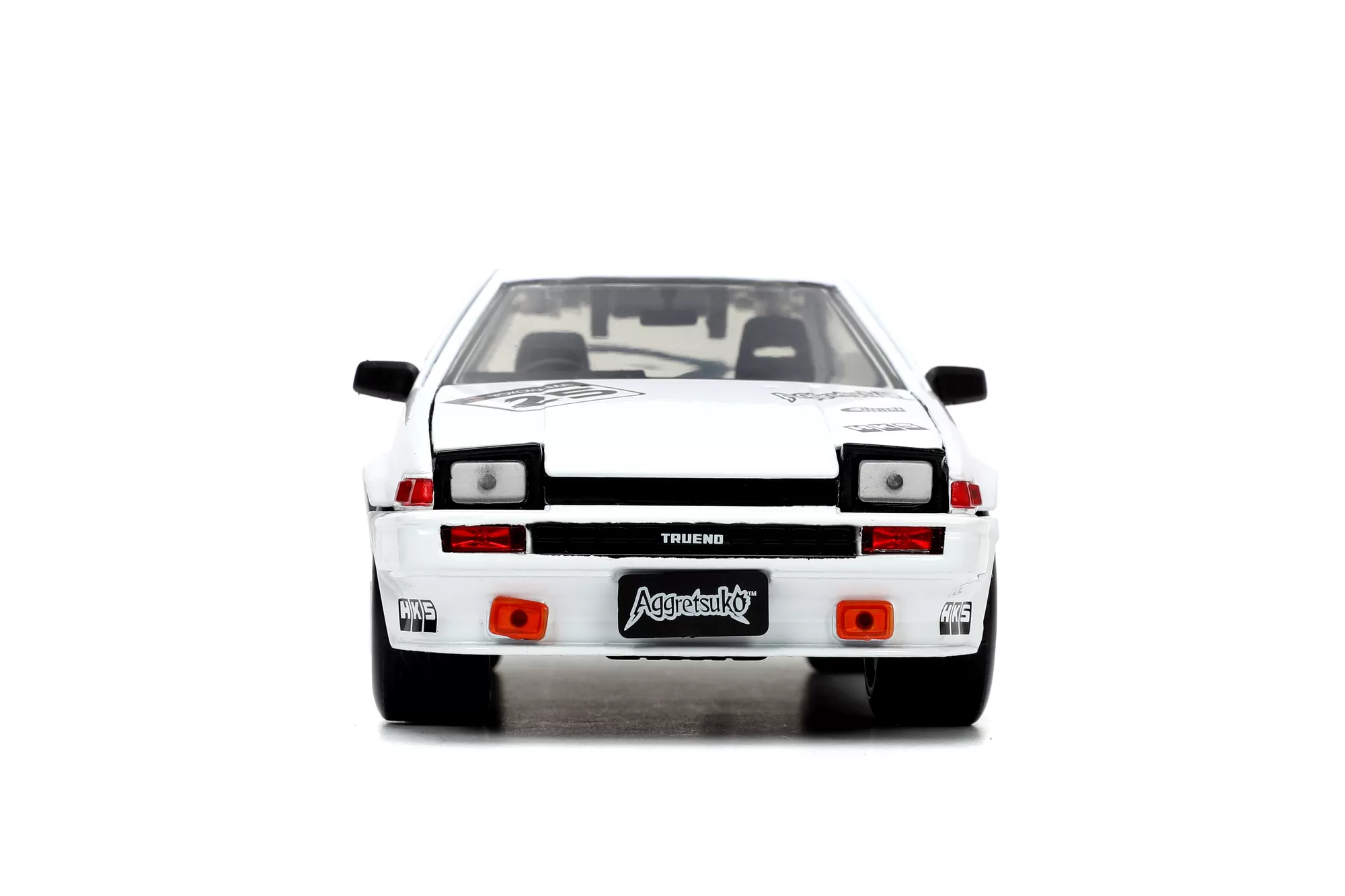 JADA AGGRETSUKO SET MASINUTA METALICA SI FIGURINA AGGRETSUKO SI TOYOTA TRUENO SCARA 1:24 - imagine 3