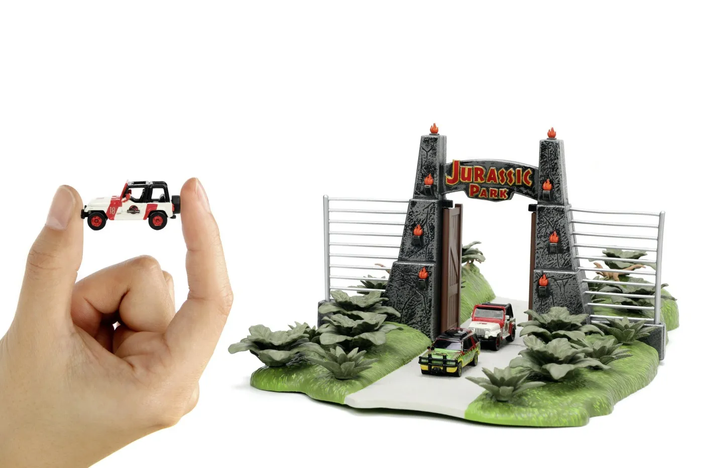 JADA JURASSIC PARK SCENA NANO CU 2 VEHICULE METALICE - imagine 3