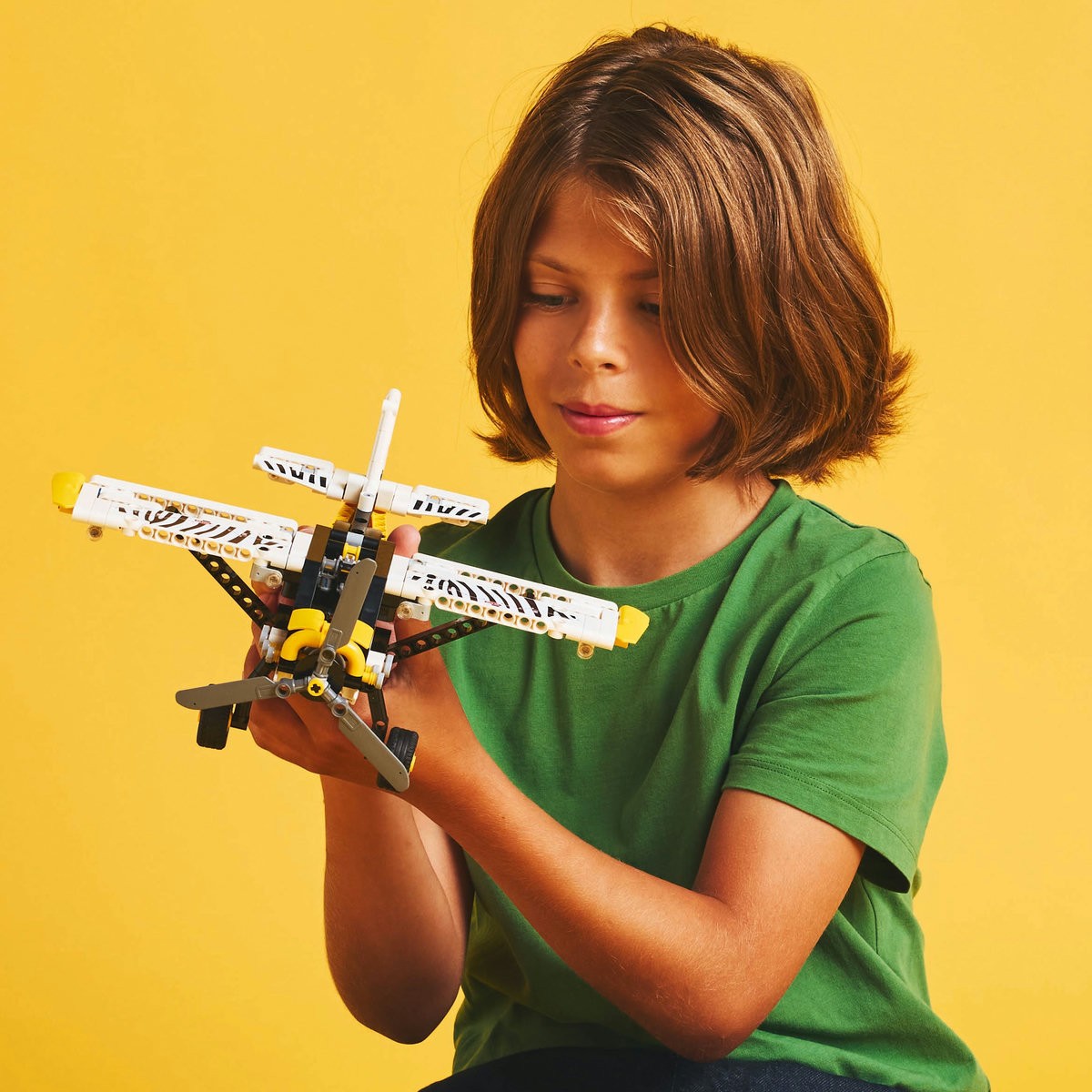 LEGO TECHNIC AVION PENTRU ZONE GREU ACCESIBILE 42198 - imagine 3
