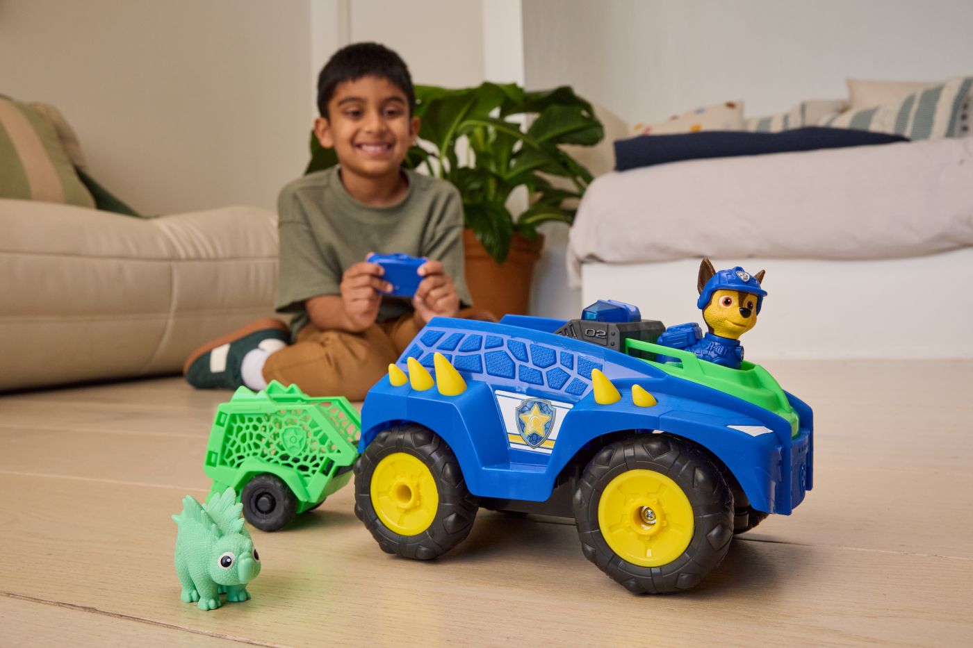 PATRULA CATELUSILOR FILMUL CU DINOZAURI SET VEHICUL DINO RC CU TELECOMANDA FIGURINA CHASE SI ACCESORII - imagine 6