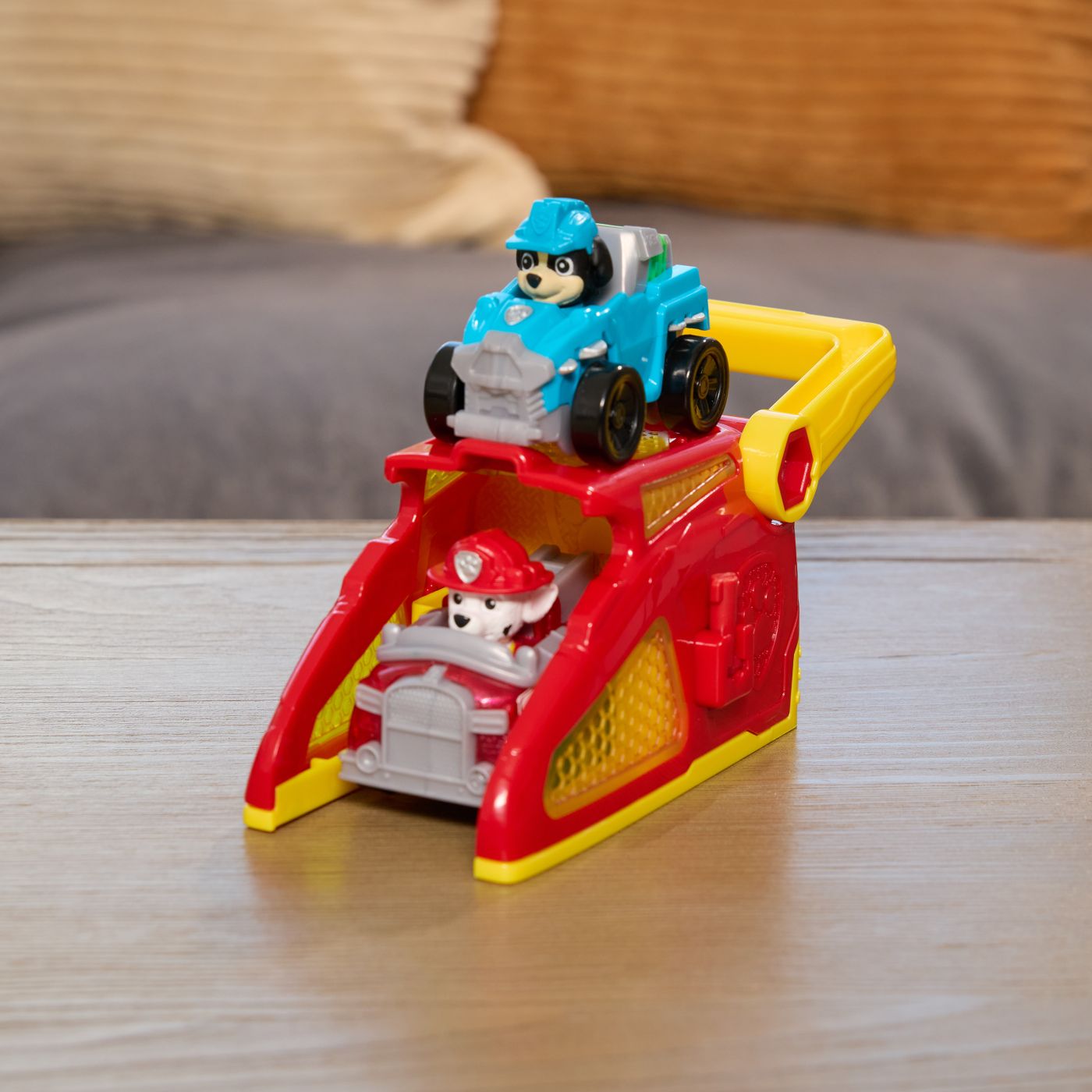 PATRULA CATELUSILOR SET FIGURINA MARSHALL SI VEHICUL CU LANSATOR - imagine 6