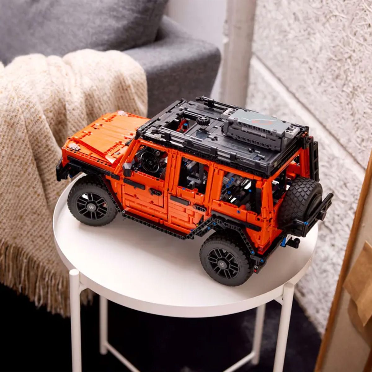 LEGO TECHNIC MERCEDES BENZ G 500 PROFESSIONAL LINE 42177 - imagine 13